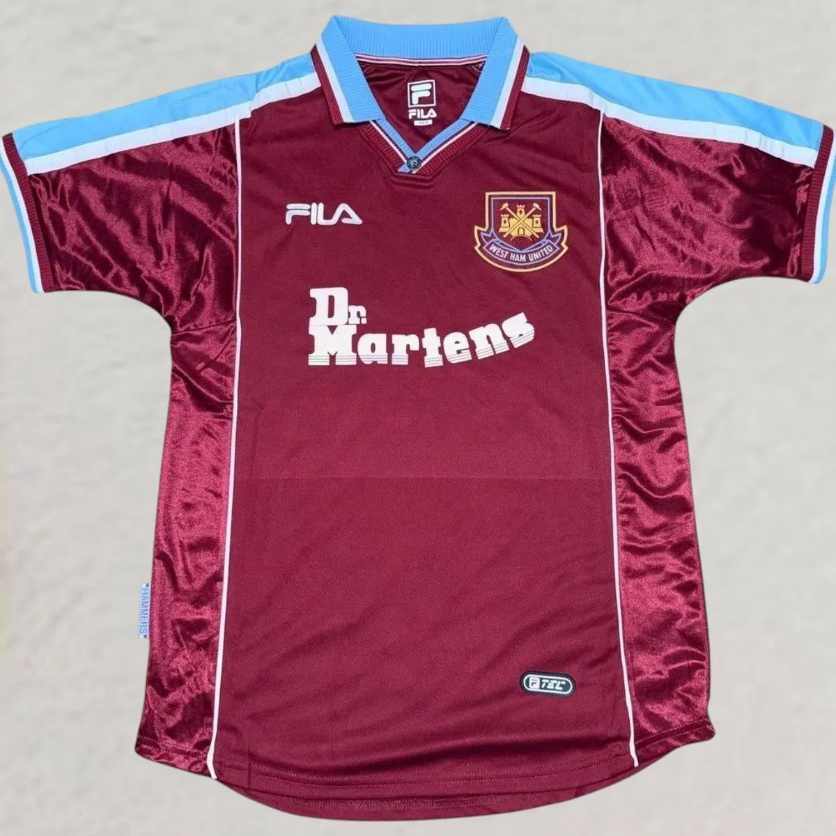 West Ham United 1999-01 Home Shirt in claret, sky blue